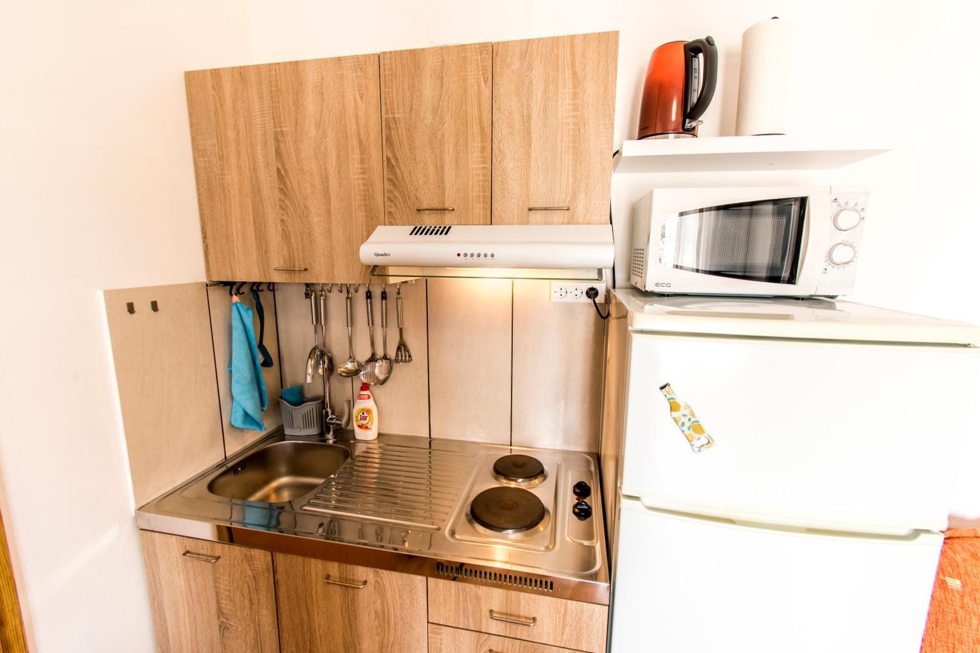 Apartments Curic โตรกีร์ ภายนอก รูปภาพ